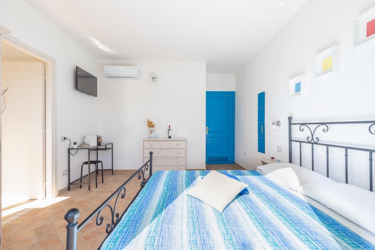 H14 Porto Frailis Hotel Arbatax Exterior photo
